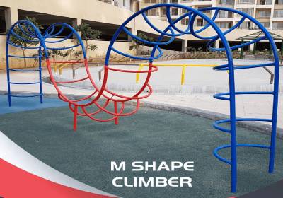 M Shape Climber