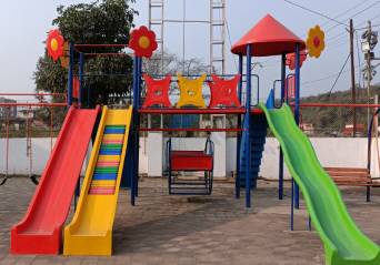 Combination of 3 slides with Double swing for kids